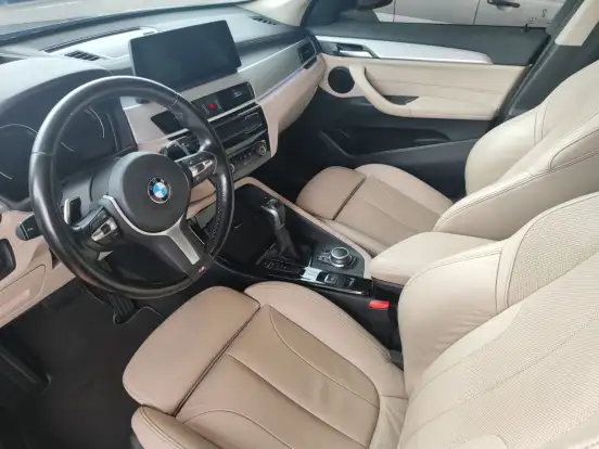BMW-X1-2.0 16V TURBO ACTIVEFLEX SDRIVE20I X-LINE 4P AUTOMÁTICO BMW-X1-2022