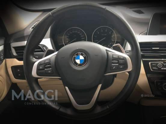 BMW-X1-2.0 16V TURBO ACTIVEFLEX SDRIVE20I 4P AUTOMÁTICO BMW-X1-2017