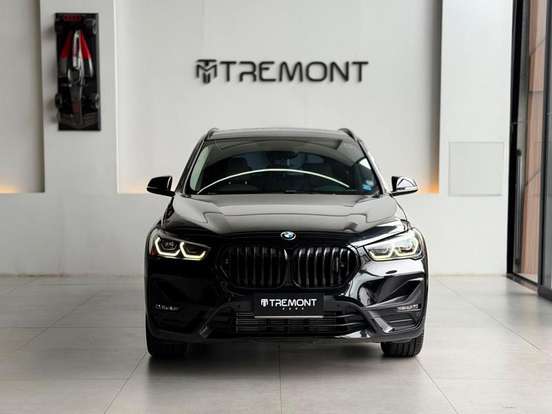 BMW-X1-2021