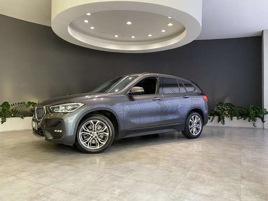 BMW-X1-2.0 16V TURBO ACTIVEFLEX SDRIVE20I X-LINE 4P AUTOMÁTICO BMW-X1-2019