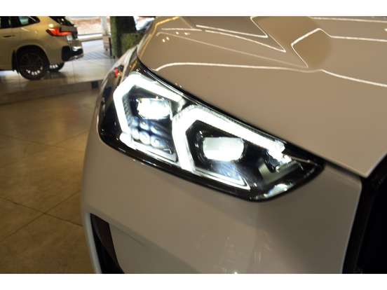 BMW-X1-2024