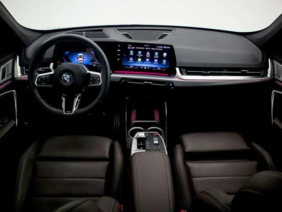 BMW-X1-2025