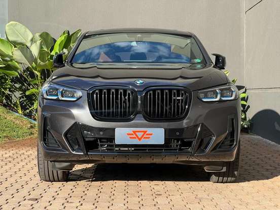 BMW-X4-2023