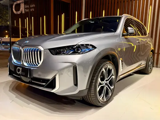 BMW X5 3.0 I6 TURBO HÍBRIDO XDRIVE50E X-LINE AUTOMÁTICO BMW X5 3.0 I6 TURBO HÍBRIDO XDRIVE50E X-LINE AUTOMÁTICO
