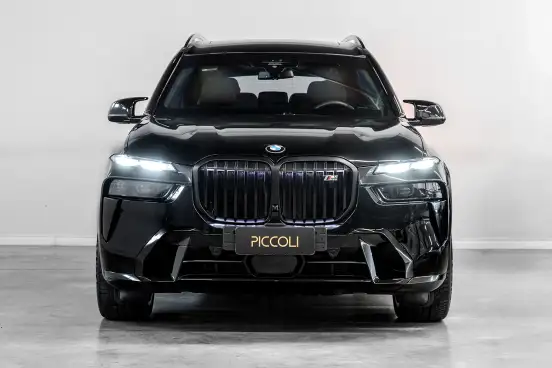 BMW-X7-2023