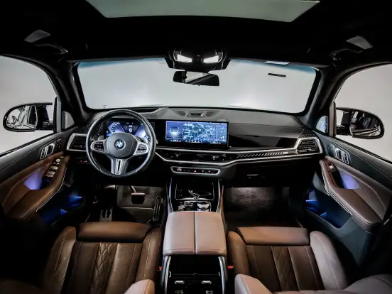 BMW-X7-4.4 V8 GASOLINA M60i STEPTRONIC BMW-X7-2023