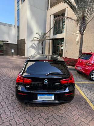 BMW-120i-2015