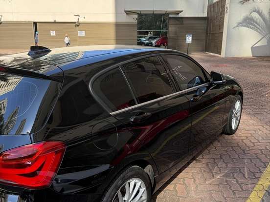 BMW-120i-2.0 16V SPORT ACTIVEFLEX 4P AUTOMÁTICO BMW-120i-2015