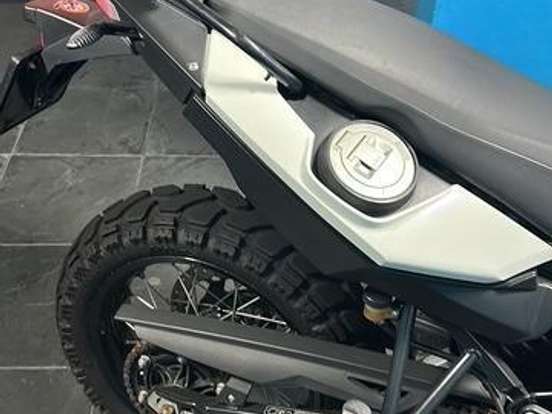 BMW-F 800 GS BMW-F 800 GS-2012