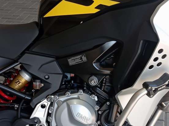 BMW-F 850 GS ADVENTURE PREMIUM BMW-F 850 GS ADVENTURE PREMIUM-2021