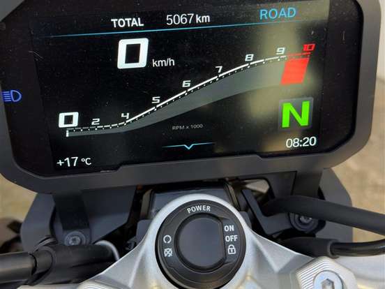 BMW-F 900 R SPORT PLUS BMW-F 900 R SPORT PLUS-2024