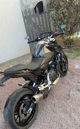 BMW-F 900 R SPORT PLUS-2024