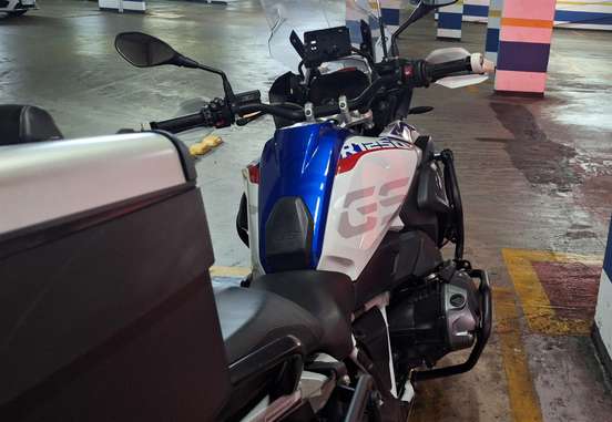 BMW-R 1250 GS PREMIUM BMW-R 1250 GS PREMIUM-2020