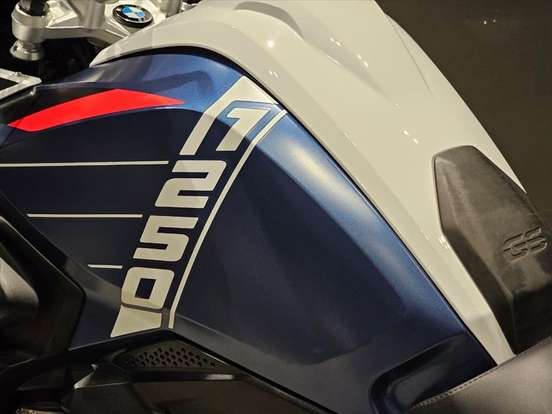 BMW-R 1250 GS PREMIUM BMW-R 1250 GS PREMIUM-2023