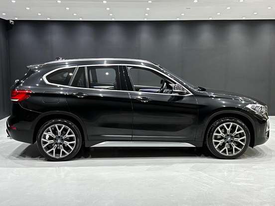 BMW-X1-2.0 16V TURBO ACTIVEFLEX SDRIVE20I X-LINE 4P AUTOMÁTICO BMW-X1-2022