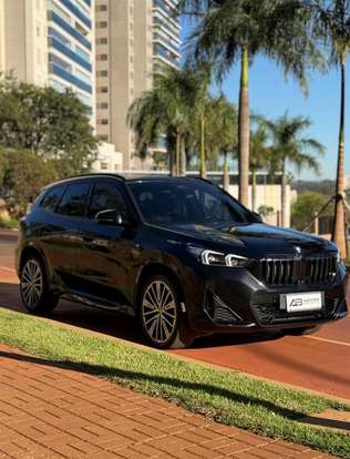 BMW-X1-2023