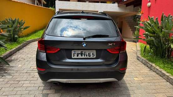 BMW-X1-2.0 18I S-DRIVE 4X2 16V GASOLINA 4P AUTOMÁTICO BMW-X1-2013