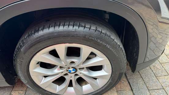 BMW-X1-2.0 18I S-DRIVE 4X2 16V GASOLINA 4P AUTOMÁTICO BMW-X1-2013
