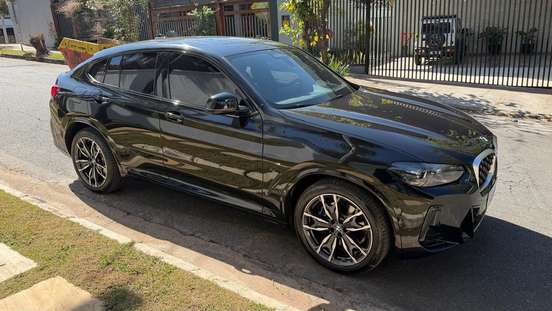 BMW-X4-2024