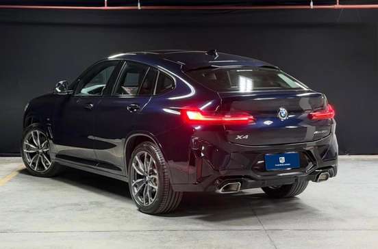BMW-X4-2024