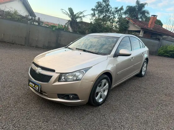 CHEVROLET CRUZE 1.8 LT 16V FLEX 4P AUTOMÁTICO CHEVROLET CRUZE 1.8 LT 16V FLEX 4P AUTOMÁTICO