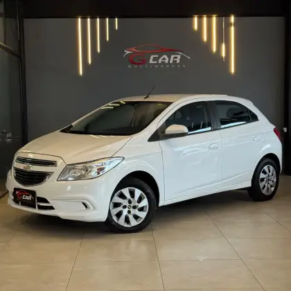 CHEVROLET ONIX 1.0 MPFI LT 8V FLEX 4P MANUAL CHEVROLET ONIX 1.0 MPFI LT 8V FLEX 4P MANUAL
