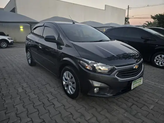 CHEVROLET ONIX 1.4 MPFI LT 8V FLEX 4P MANUAL