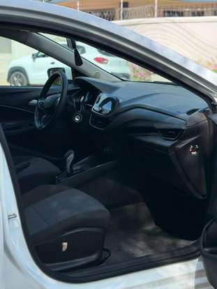 CHEVROLET-ONIX-2020