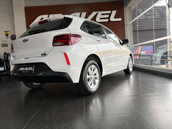 CHEVROLET-ONIX-2023