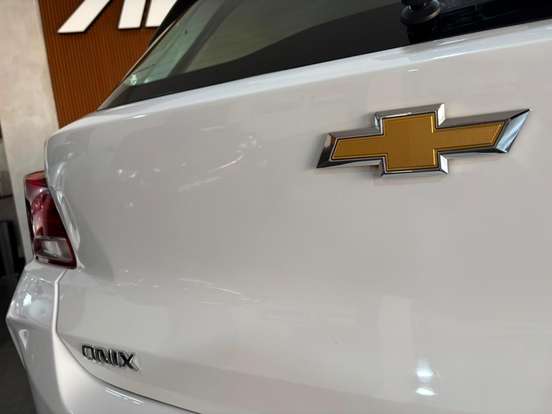 CHEVROLET-ONIX-2023