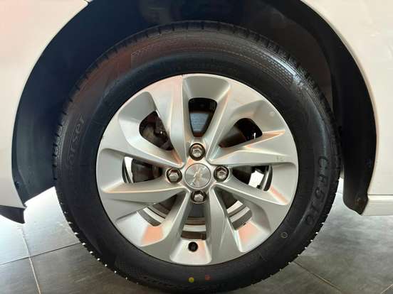 CHEVROLET-ONIX-1.0 TURBO FLEX LT MANUAL CHEVROLET-ONIX-2023
