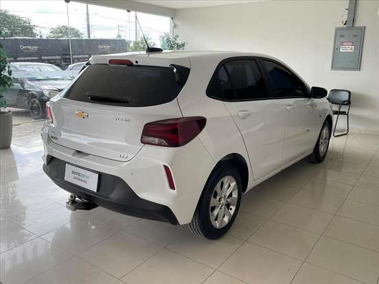 CHEVROLET-ONIX-2021
