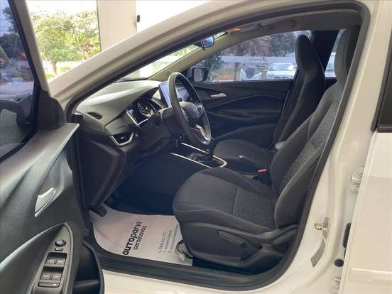CHEVROLET-ONIX-2021