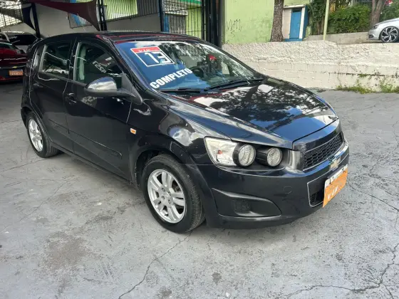 CHEVROLET SONIC 1.6 LT 16V FLEX 4P MANUAL CHEVROLET SONIC 1.6 LT 16V FLEX 4P MANUAL