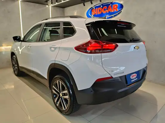 CHEVROLET-TRACKER-2025