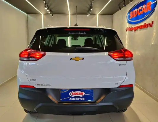 CHEVROLET-TRACKER-2025