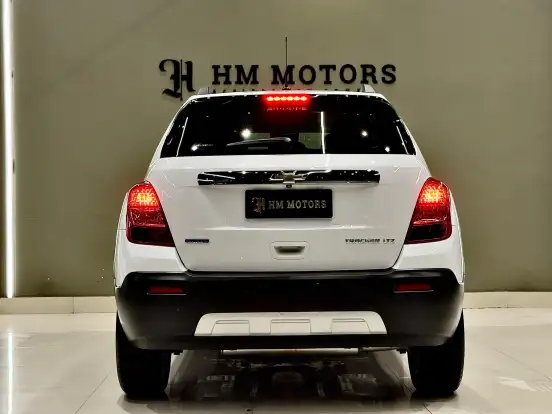 CHEVROLET-TRACKER-2015