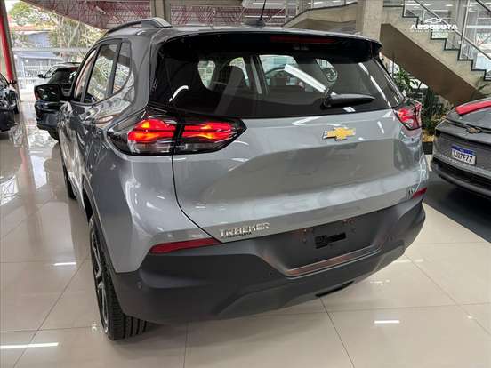 CHEVROLET-TRACKER-2026
