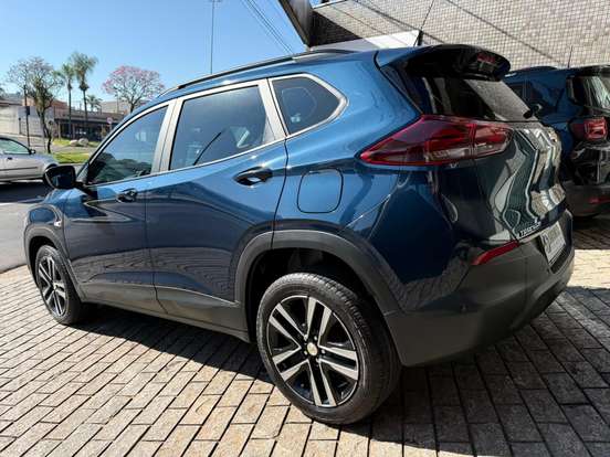CHEVROLET-TRACKER-2024