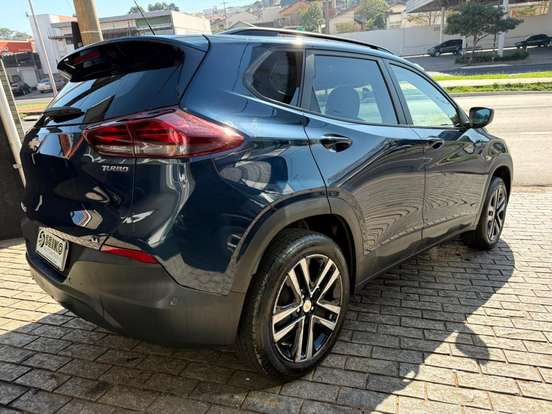 CHEVROLET-TRACKER-2024