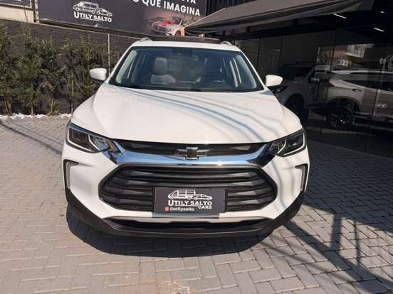 CHEVROLET-TRACKER-2023