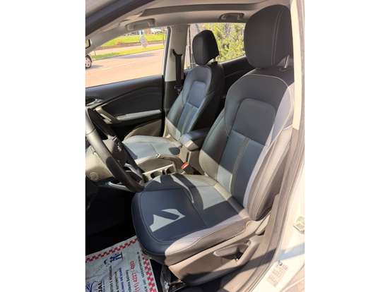CHEVROLET-TRACKER-2023