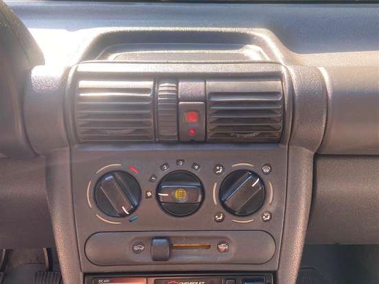 CHEVROLET-CORSA-1.0 MPFI SUPER 8V GASOLINA 4P MANUAL CHEVROLET-CORSA-1996