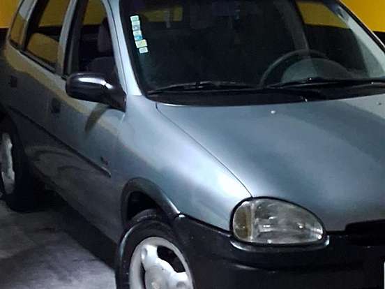 CHEVROLET-CORSA-1.0 MPFI SUPER 8V GASOLINA 4P MANUAL CHEVROLET-CORSA-1996