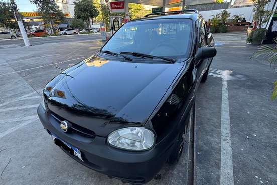 CHEVROLET-CORSA-2001