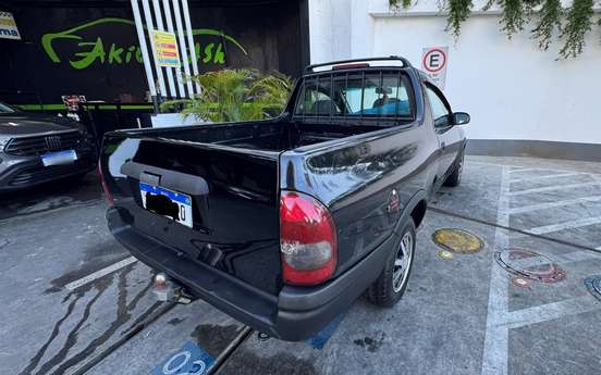 CHEVROLET-CORSA-2001