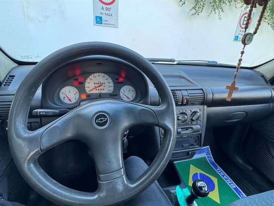 CHEVROLET-CORSA-1.6 MPFI ST CS PICK-UP 8V GASOLINA 2P MANUAL CHEVROLET-CORSA-2001