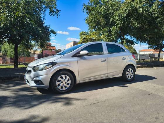 CHEVROLET ONIX 1.0 MPFI LT 8V FLEX 4P MANUAL