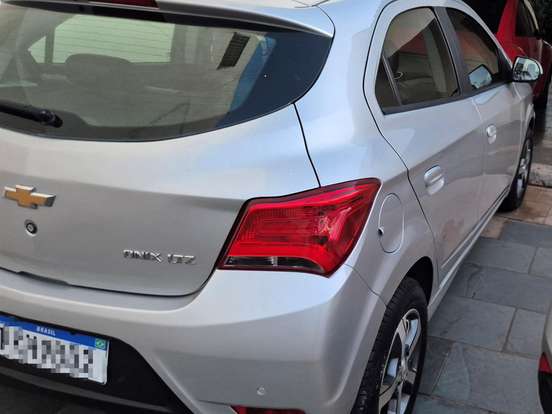 CHEVROLET-ONIX-1.4 MPFI LTZ 8V FLEX 4P AUTOMÁTICO CHEVROLET-ONIX-2016