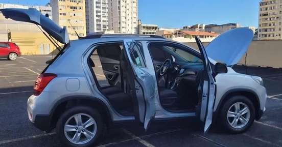 CHEVROLET-TRACKER-2018